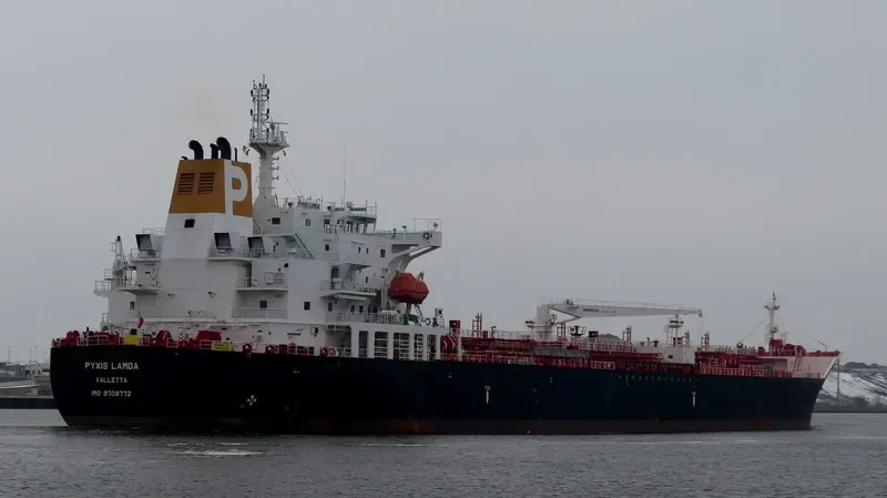 PYXIS LAMDA Tanker IMO 9708772 photo 10