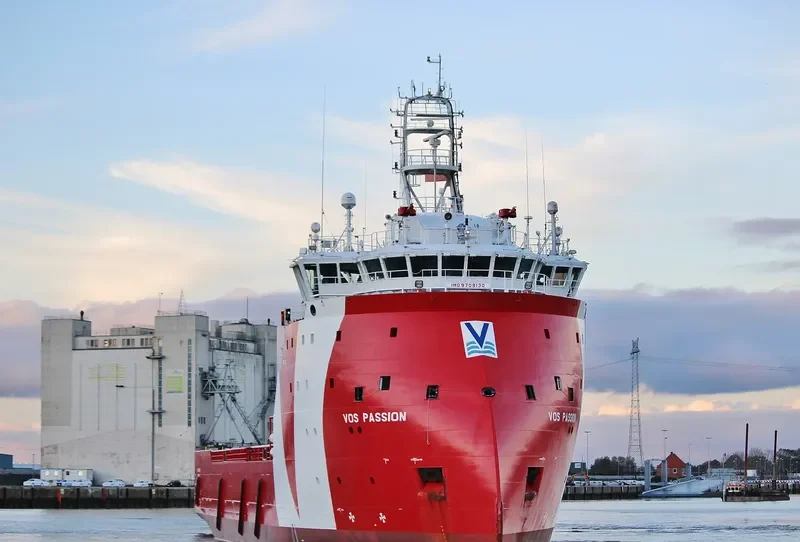 VOS PASSION Offshore Vessel IMO 9709130 photo 2