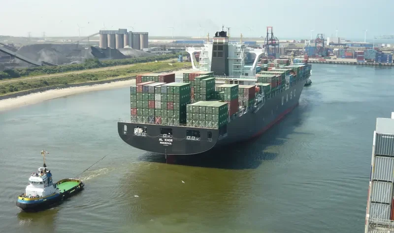 UASC AL KHOR Container Ship IMO 9710220 photo 3