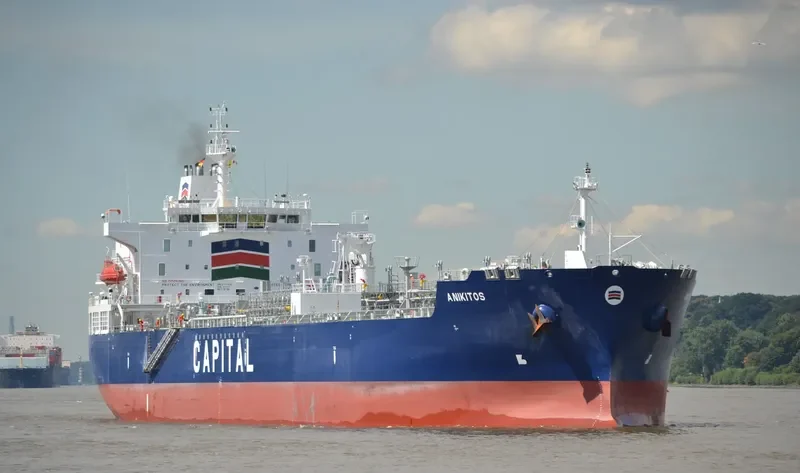 ANIKITOS Tanker IMO 9710490 photo 3