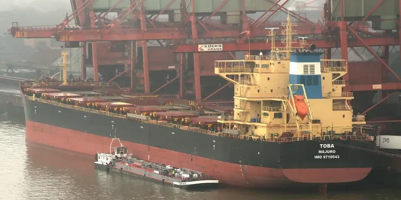 TOBA Bulk Carrier IMO 9710543 photo 7