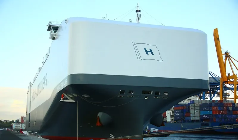 HOEGH TRAVELLER General Cargo IMO 9710737