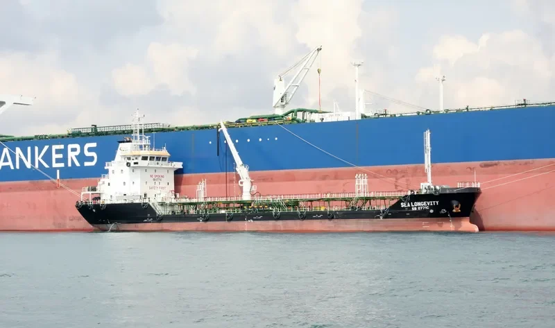 SEA LONGEVITY Tanker IMO 9711092 photo 3