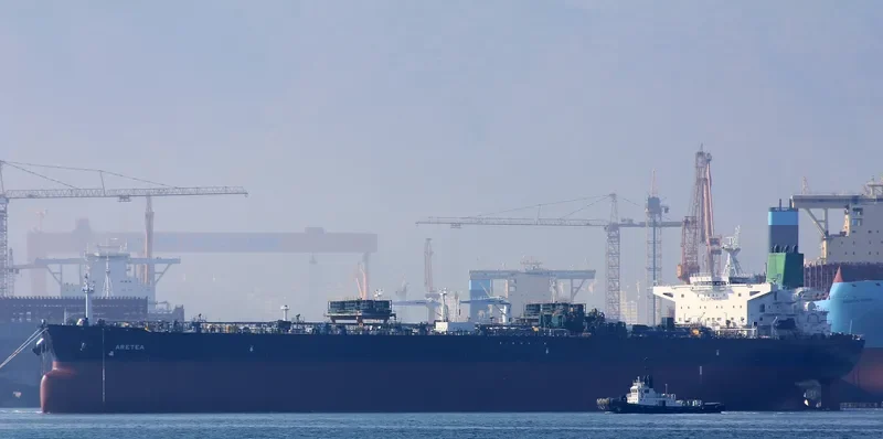 ARETEA Tanker IMO 9711456 photo 3
