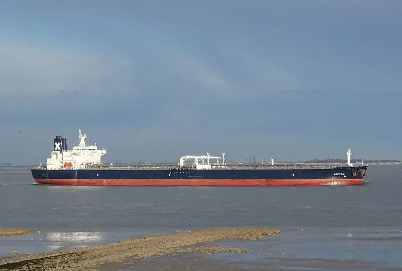 ARETEA Tanker IMO 9711456 photo 10