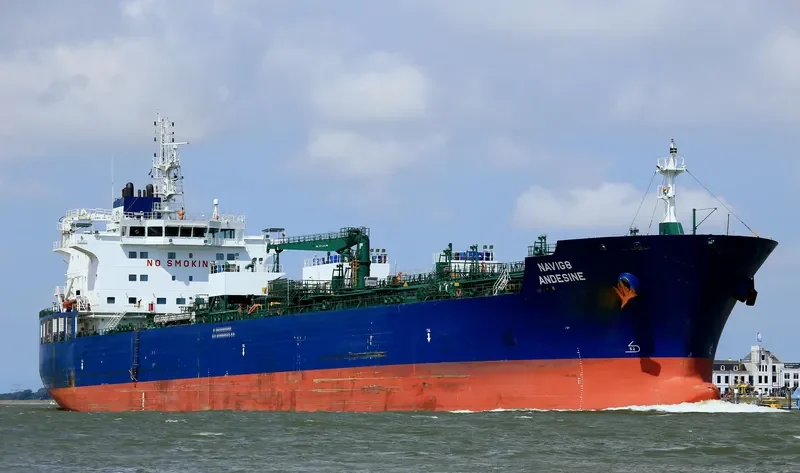 NAVIG8 ANDESINE Tanker IMO 9711559 photo 6