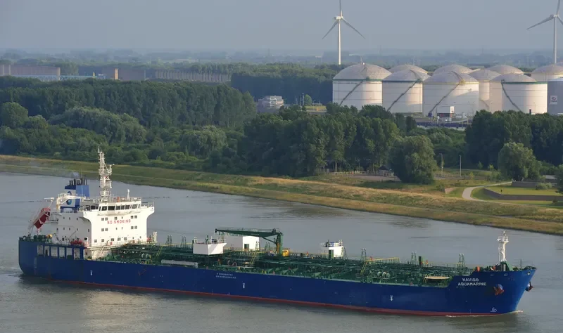 NAVIG8 AQUAMARINE Tanker IMO 9711573 photo 3