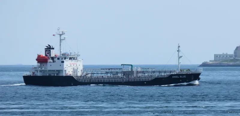 ANGEL BLUE Tanker IMO 9711585 photo 5