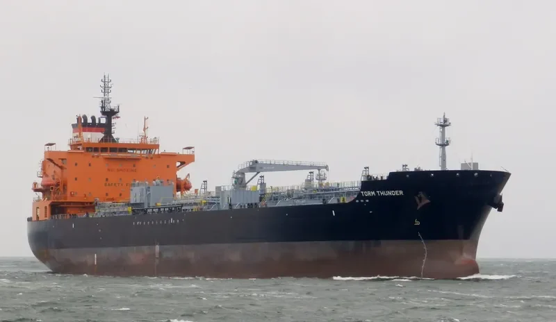 TORM THUNDER Tanker IMO 9712307 photo 2
