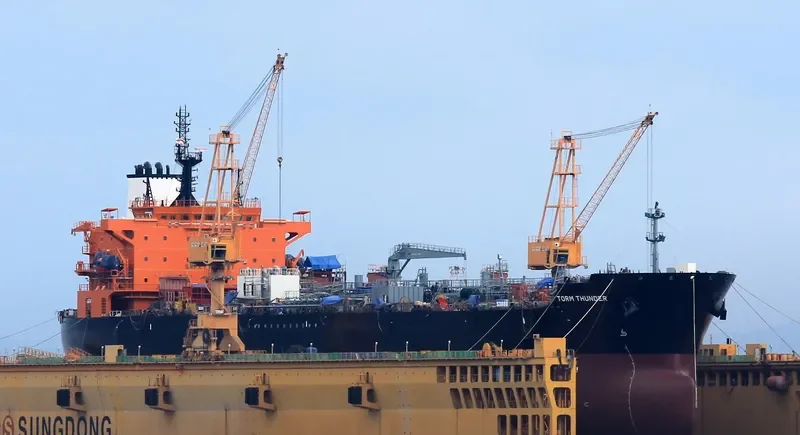 TORM THUNDER Tanker IMO 9712307 photo 7