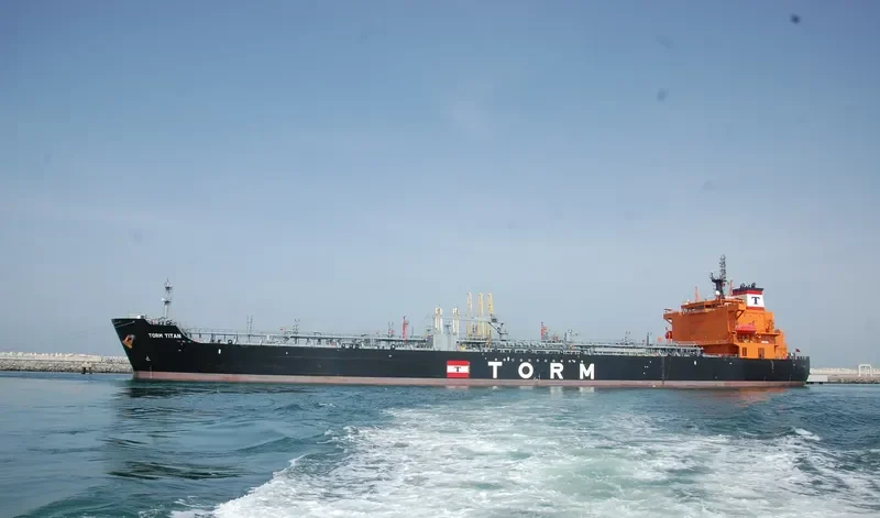 TORM TITAN Tanker IMO 9712319 photo 2