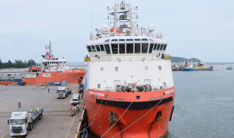 CREST HYDRA Offshore Vessel IMO 9712527 photo 2