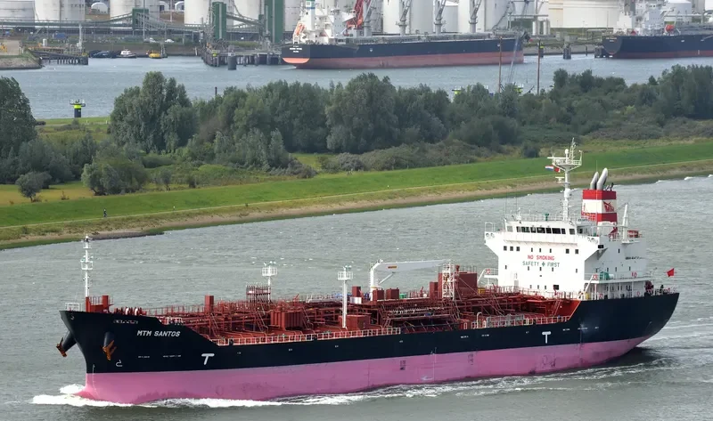 MTM SANTOS Tanker IMO 9712606 photo 5