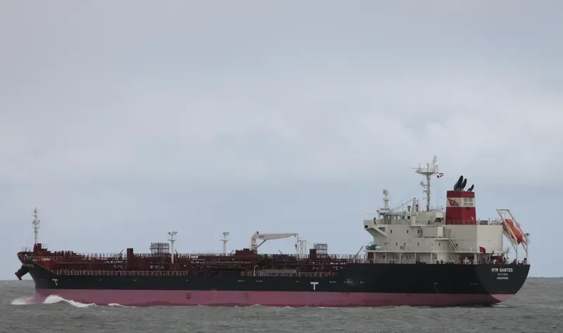 MTM SANTOS Tanker IMO 9712606 photo 7
