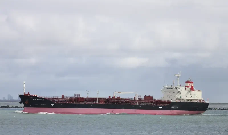 MTM SANTOS Tanker IMO 9712606 photo 8