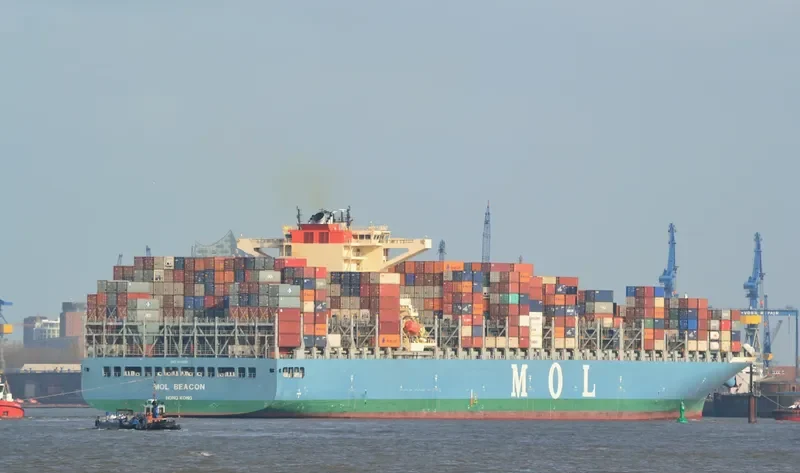 SEASPAN BEACON Container Ship IMO 9713337 photo 3