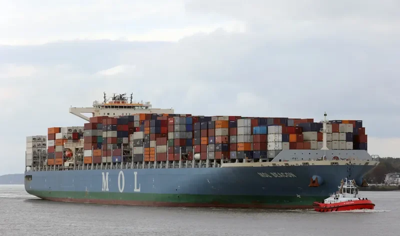 SEASPAN BEACON Container Ship IMO 9713337 photo 8