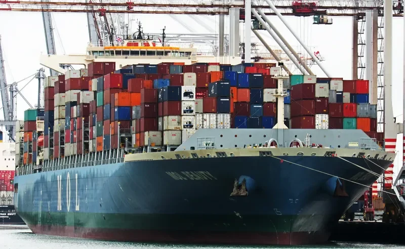SEASPAN BEAUTY Container Ship IMO 9713349 photo 2
