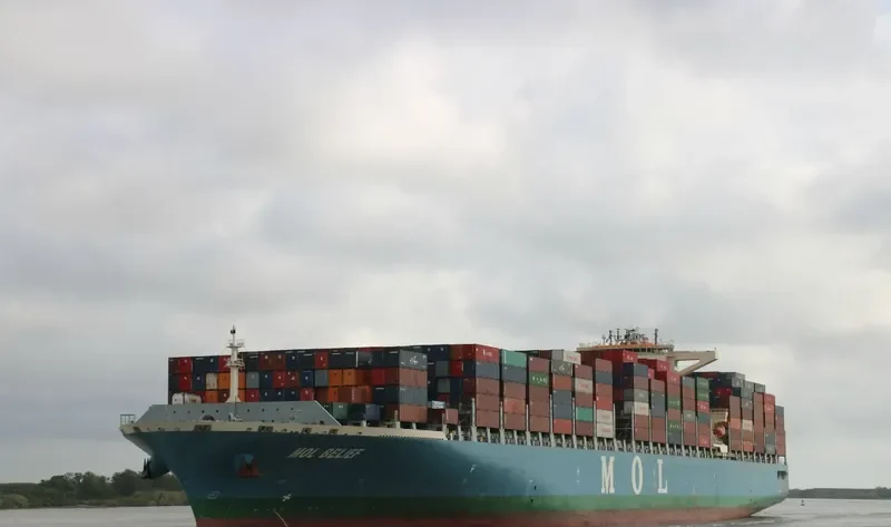 SEASPAN BELIEF Container Ship IMO 9713351