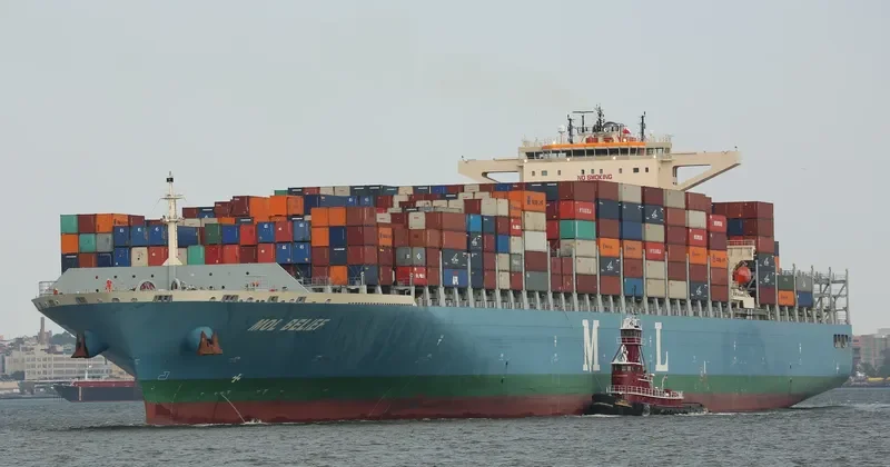 SEASPAN BELIEF Container Ship IMO 9713351 photo 9