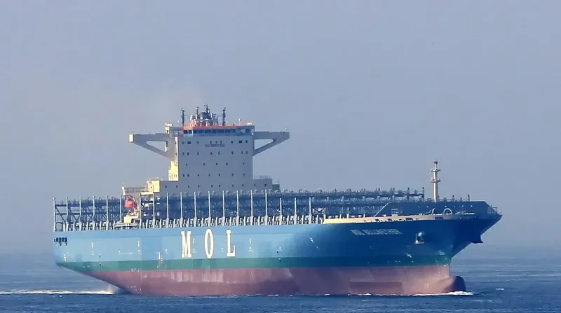 SEASPAN BELLWETHER Container Ship IMO 9713363 photo 9