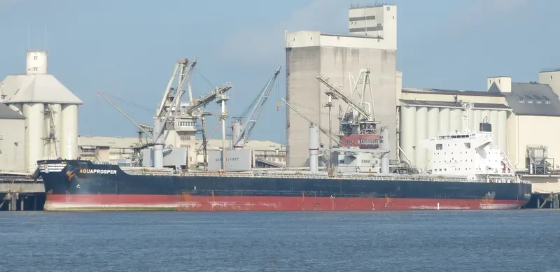AQUAPROSPER Bulk Carrier IMO 9713416 photo 2