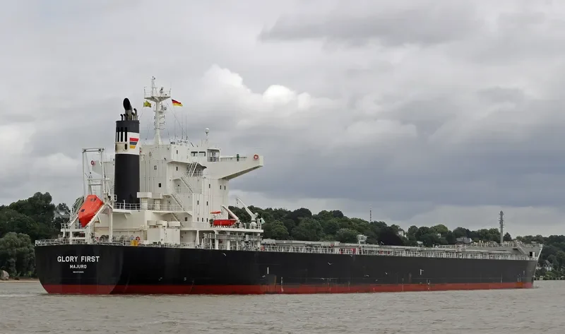 GLORY FIRST Bulk Carrier IMO 9713909 photo 7