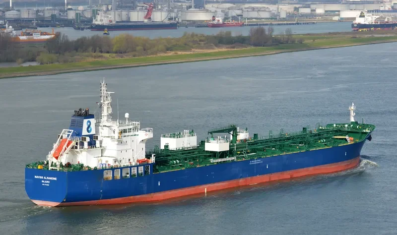 NAVIG8 ALMANDINE Tanker IMO 9714068 photo 3
