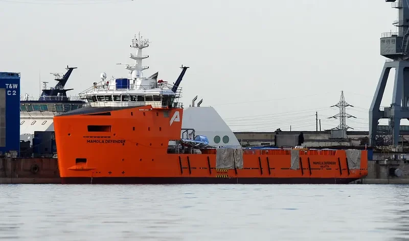 MAMOLA DEFENDER Offshore Vessel IMO 9714159