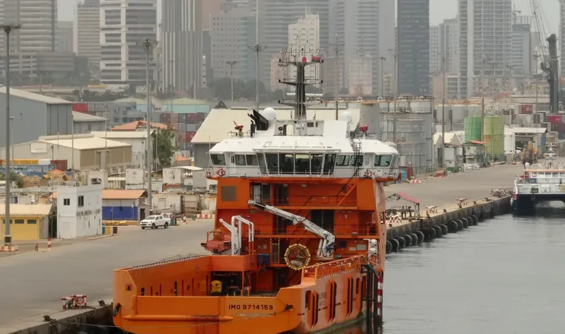 MAMOLA DEFENDER Offshore Vessel IMO 9714159 photo 4