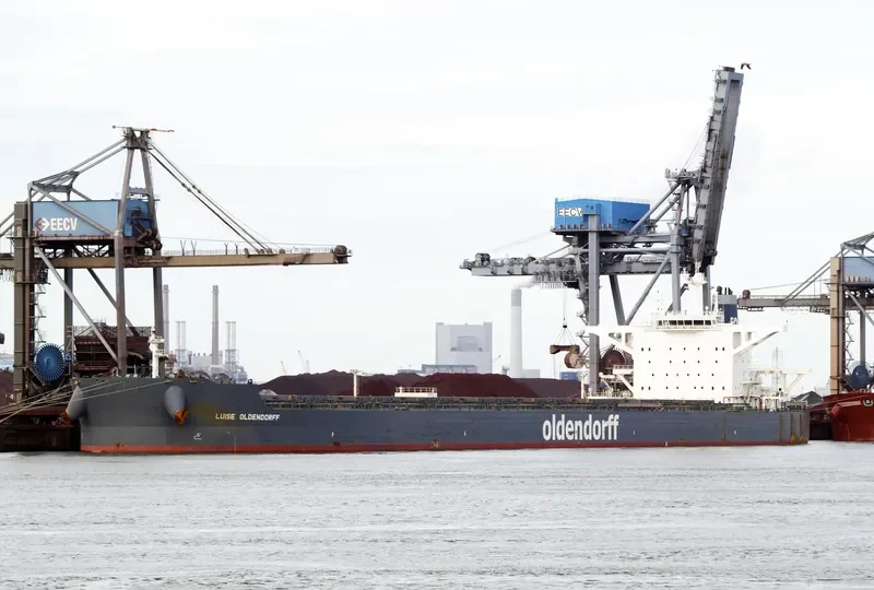 LUISE OLDENDORFF Bulk Carrier IMO 9714240 photo 2