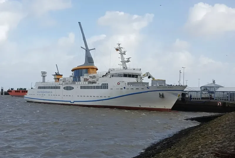 HELGOLAND Passenger Ship IMO 9714862 photo 3