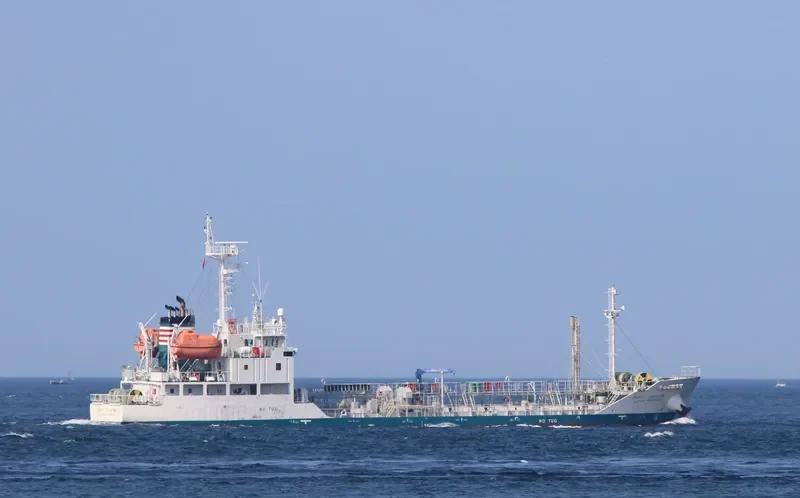 SULPHUR FRONTIER III Tanker IMO 9715919 photo 7