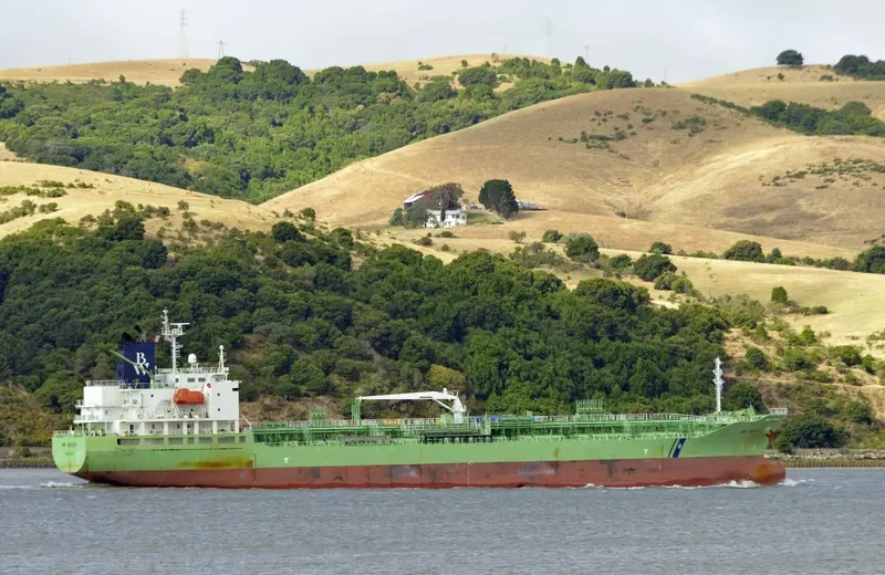 CHEM ARGON Tanker IMO 9716004 photo 10