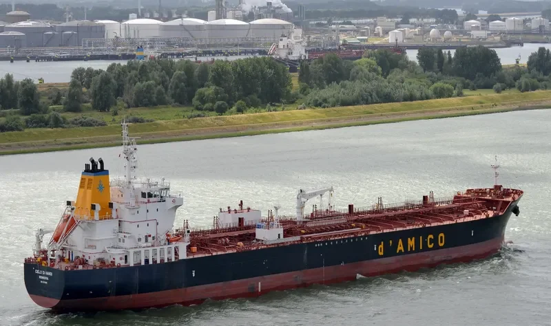 CIELO DI HANOI Tanker IMO 9717280 photo 3