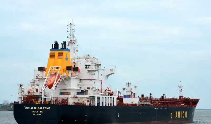 CIELO DI SALERNO Tanker IMO 9717292 photo 3