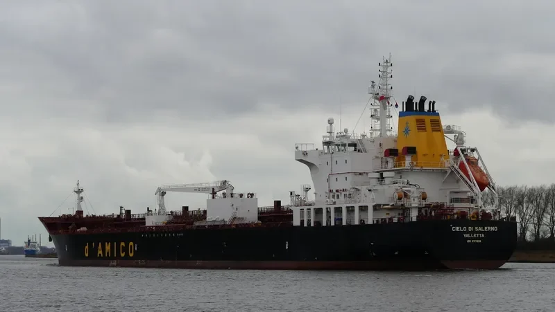 CIELO DI SALERNO Tanker IMO 9717292 photo 6