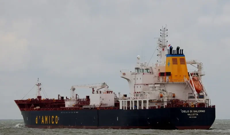 CIELO DI SALERNO Tanker IMO 9717292 photo 8