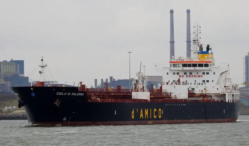 CIELO DI SALERNO Tanker IMO 9717292 photo 9