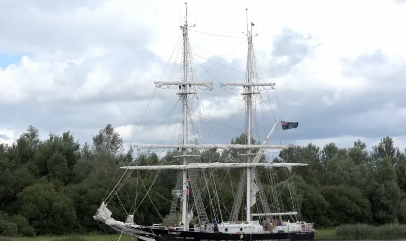 TS ROYALIST General Cargo IMO 9717369 photo 2