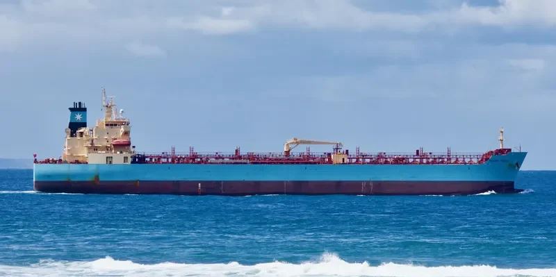 MAERSK TIANJIN Tanker IMO 9718064 photo 3