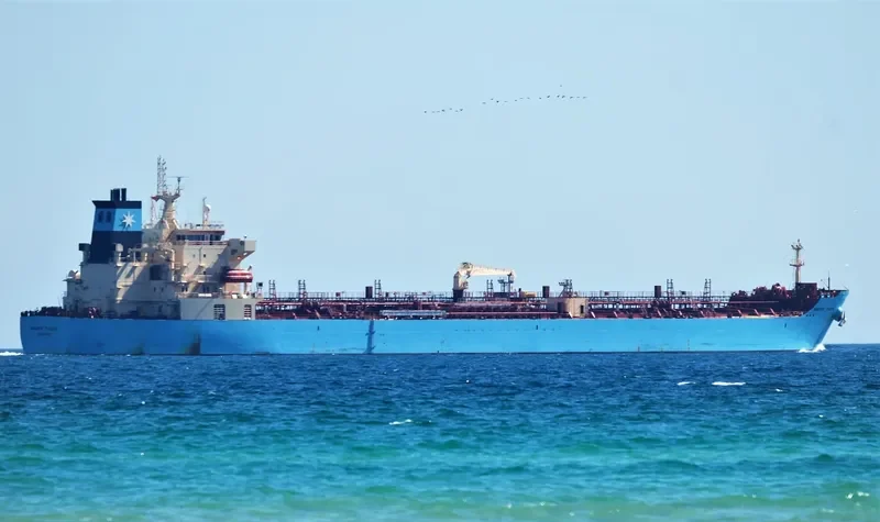 MAERSK TIANJIN Tanker IMO 9718064 photo 5