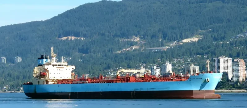MAERSK TIANJIN Tanker IMO 9718064 photo 10