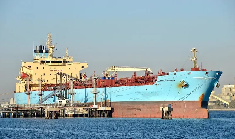 MAERSK TORSHAVN Tanker IMO 9718088 photo 3