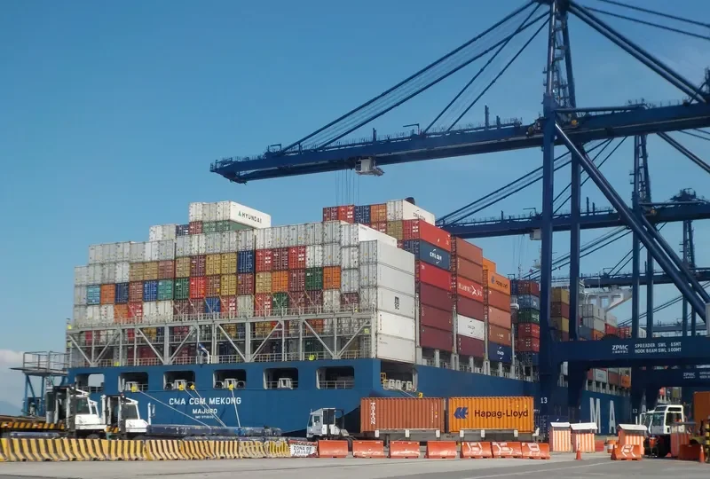 CMA CGM MEKONG Container Ship IMO 9718105 photo 4
