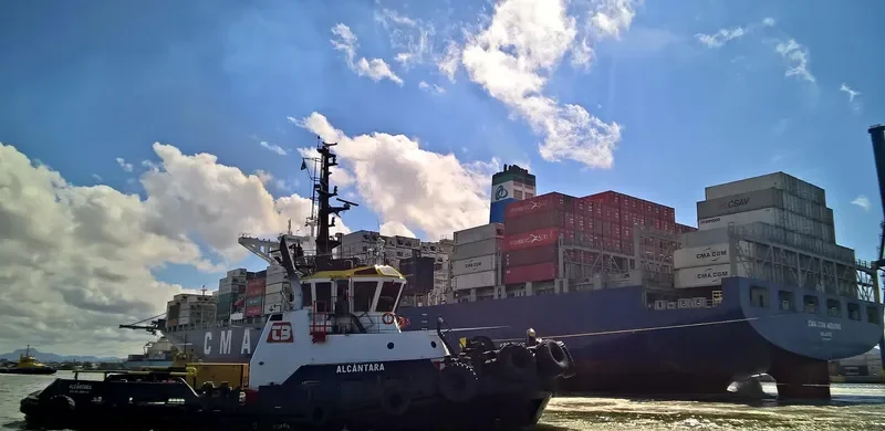 CMA CGM MEKONG Container Ship IMO 9718105 photo 7