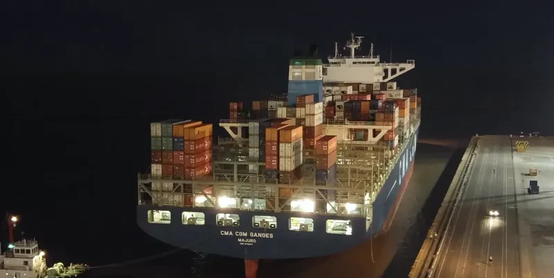 CMA CGM GANGES Container Ship IMO 9718117 photo 10
