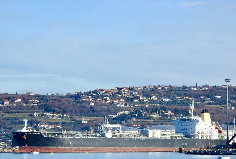 SILVER ENTALINA Tanker IMO 9718428 photo 2