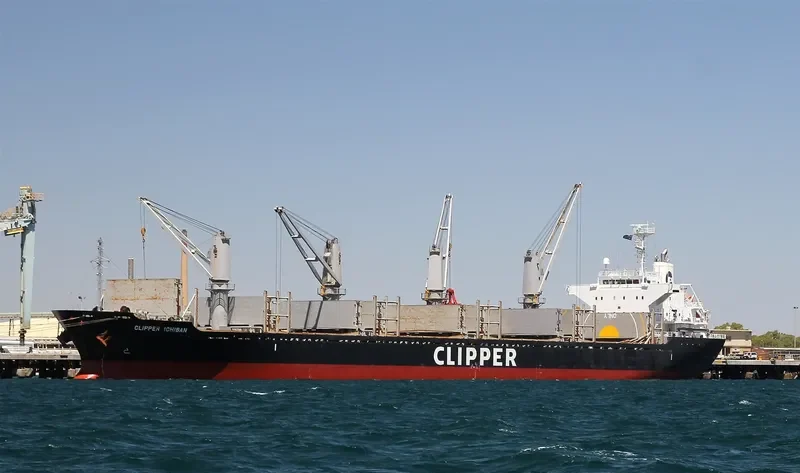 OYSTER BAY Bulk Carrier IMO 9718636 photo 9