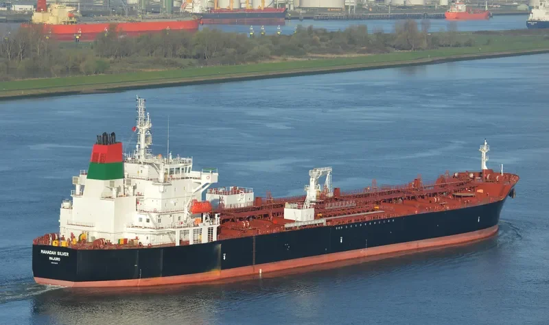 MAHADAH SILVER Tanker IMO 9718777 photo 4